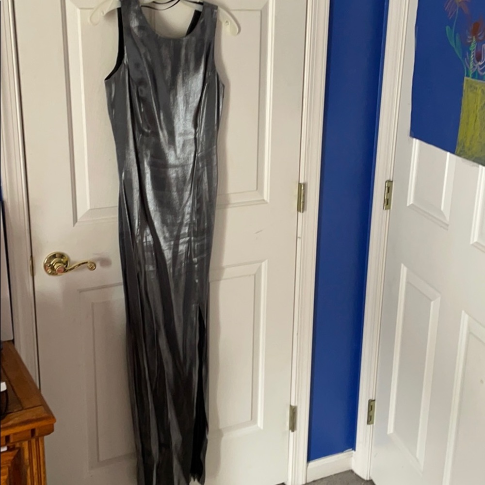 Silver Tonight label evening gown sz 4z. Worn once